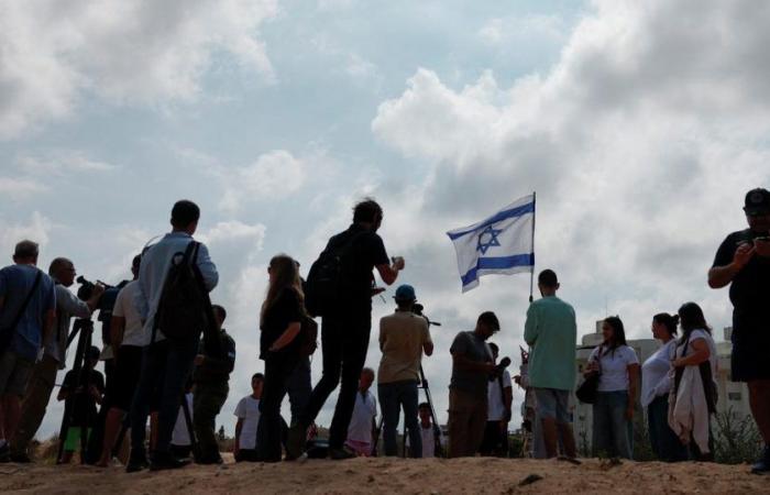 « La place des Otages à Tel Aviv est devenue le symbole de « l’union sacrée » des Israéliens »