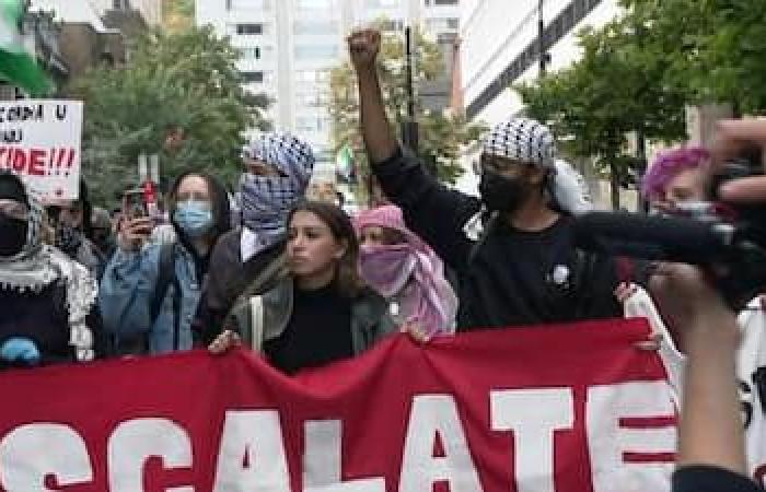 une manifestation en cours à Montréal