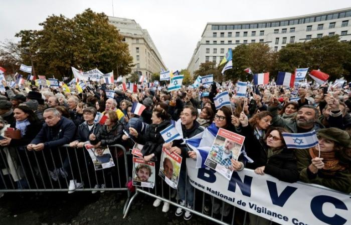 Un an après le 7 octobre, les familles des otages reçues par Macron avant une cérémonie d’hommage