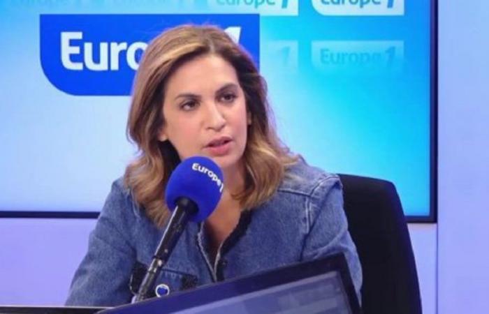 Avec qui le journaliste de 46 ans est-il en couple ?