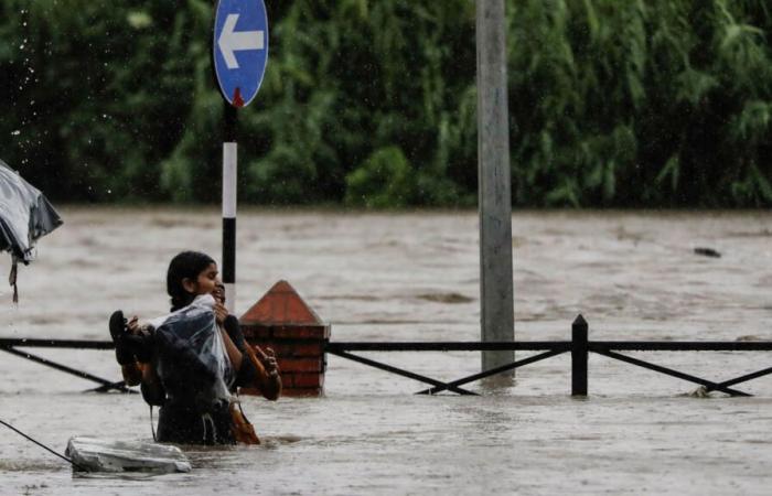 Inondations et glissements de terrain en Inde et au Bangladesh tuent au moins vingt personnes