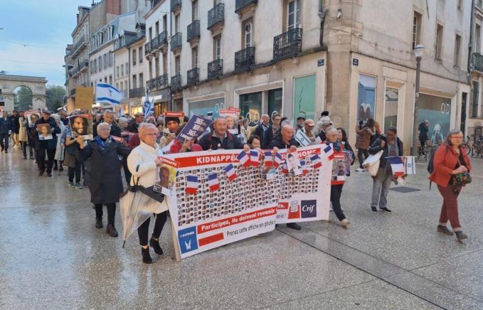 une marche a rassemblé environ 150 personnes hier à Dijon