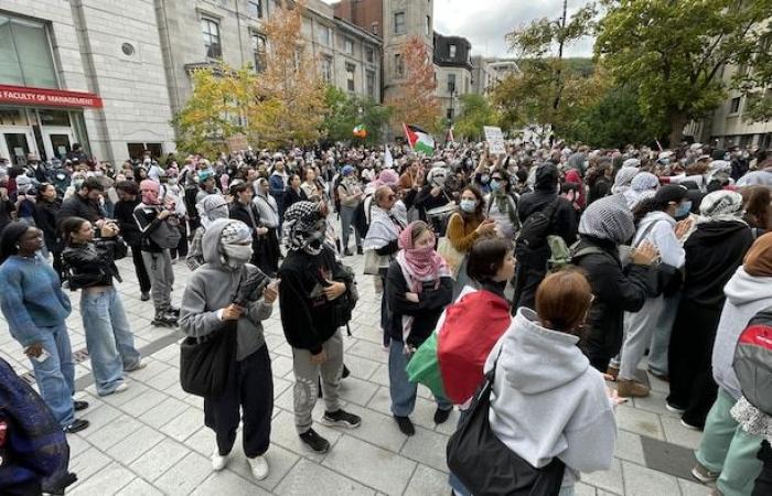 Des manifestations largement pacifiques à Montréal, un an après l’attentat du 7 octobre