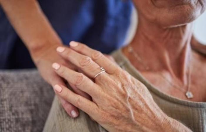 Traumatisme de la petite enfance lié à la douleur et à la dépression en fin de vie