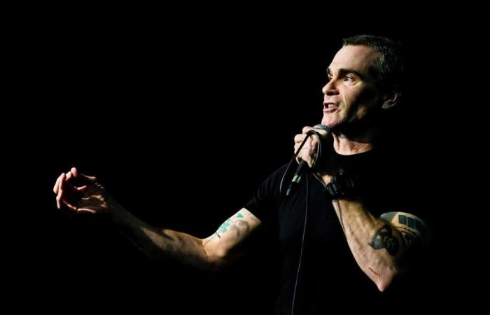 Henry Rollins explique pourquoi il ne reviendra pas sur scène malgré sa carrière légendaire