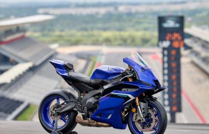 Yamaha R9 C’est vivant