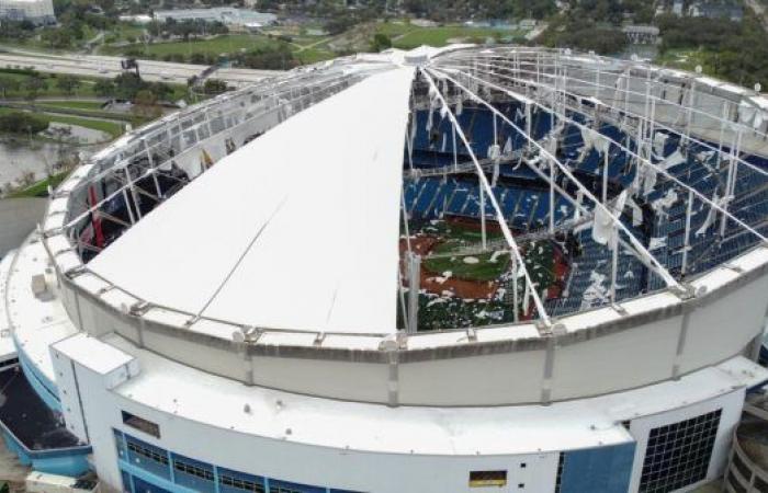 L’ouragan Milton arrache le toit de la zone Tropicana des Rays. Il a été construit pour résister à des vents de 185 mph