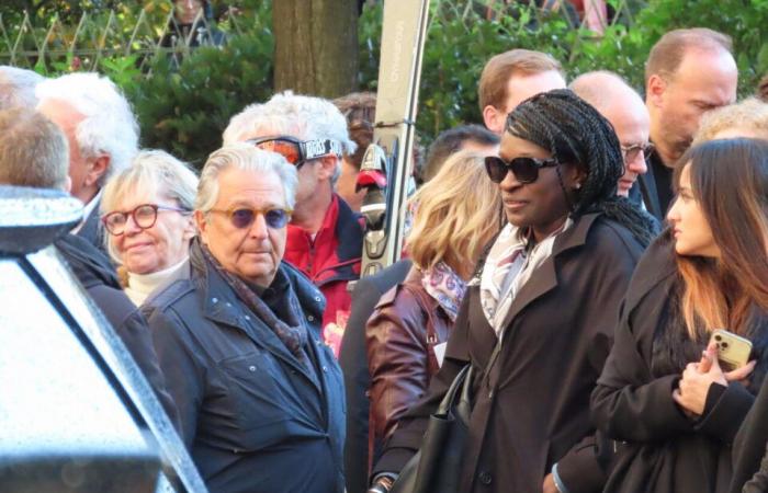 EN IMAGES. Jean-Paul Rouve, Karine Viard… Un florilège d’acteurs aux obsèques de Michel Blanc à Paris