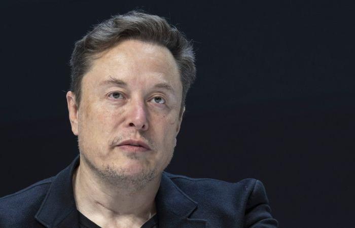 Musk dévoile son robot-taxi « Cybercab »