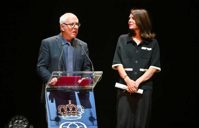 La Princesse Caroline, Charlotte et Alexandra remettent les prix de la Fondation Prince Pierre