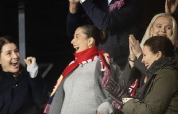 Isabel Haugseng, la petite amie enceinte d’Erling Haaland, affiche un adorable baby bump alors que la star de Man City s’apprête à devenir papa