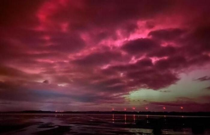 EN IMAGES. Roses, rouges, verts… Le spectacle magique des aurores boréales dans le Morbihan