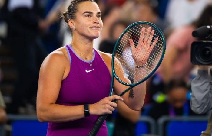 Aryna Sabalenka renverse Cori Gauff (1-6, 6-4, 6-4) et accède à la finale