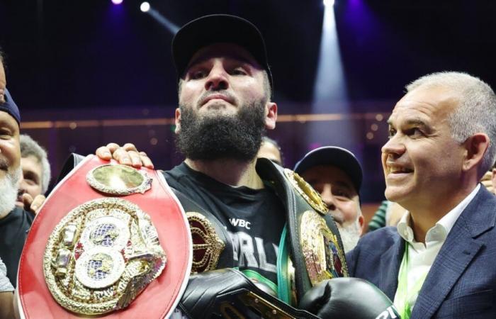 Artur Beterbiev devient champion incontesté avec sa victoire contre Dmitry Bivol