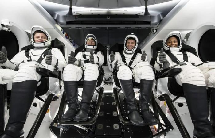 SpaceX Crew 8 revient sur Terre, la NASA fournit une couverture en direct