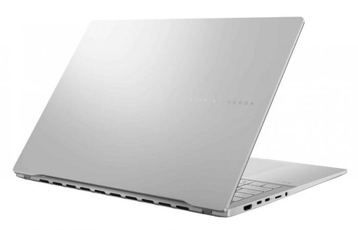 Promo 1449€ Asus Vivobook S 16 S5606WA-MX091W, PC portable multimédia 16″ OLED 3.2K 120Hz nomade 9h Argent AMD Ryzen AI 9 HX370 Strix TB4 SSD 1 To