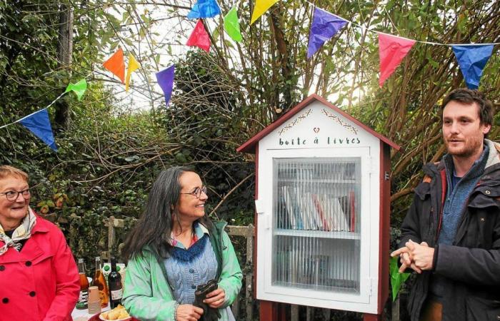 A Quimper, une boîte à livres installée rue de Douarnenez