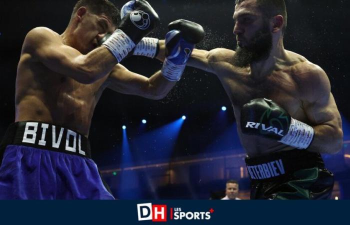 Artur Beterbiev bat Dmitrii Bivol aux points et unifie les ceintures mondiales des mi-lourds