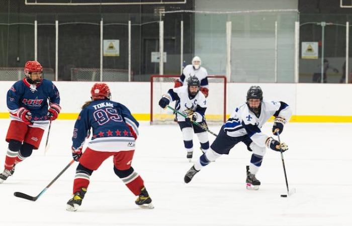 Une soirée historique pour le hockey féminin à Granby