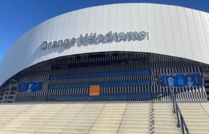 Que rapporte à Marseille l’appellation de l’Orange Vélodrome ?