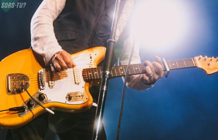 Johnny Marr et James | Synergie parfaite sur scène à MTELUS – Sorts-tu? – Médias pour sorties culturelles à Montréal et Québec