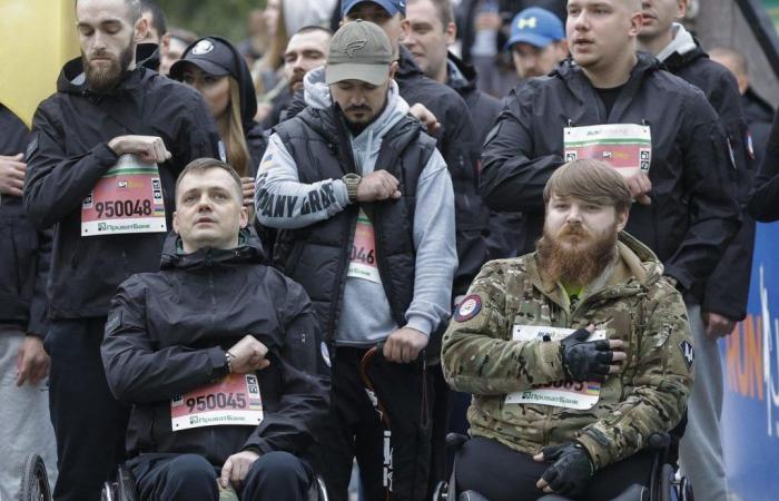 un avion touché dans l’Oural, les Russes poussent vers Zaporizhia