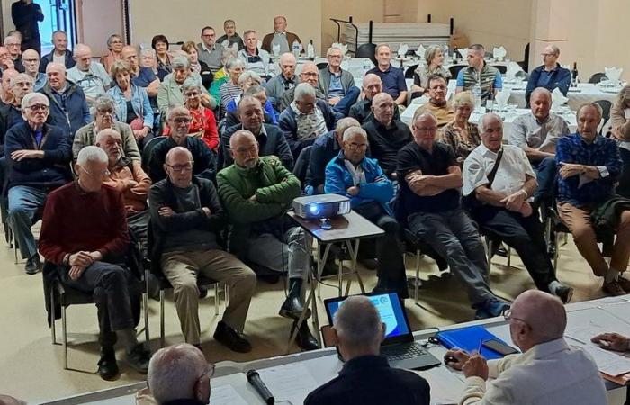 Montferrier. Les cyclistes en assemblée