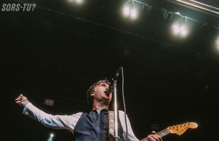 Johnny Marr et James | Synergie parfaite sur scène à MTELUS – Sorts-tu? – Médias pour sorties culturelles à Montréal et Québec