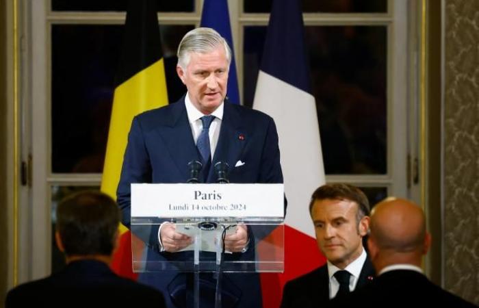 Le roi Philippe et la reine Mathilde reçus à l’Elysée (photos)