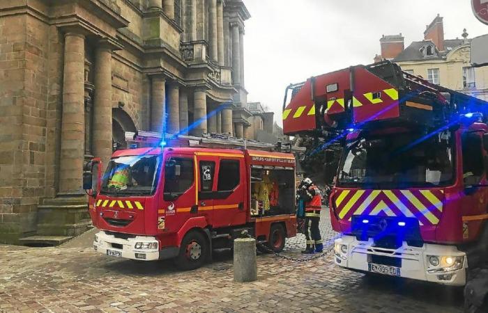 Pourquoi une partie du vieux centre de Rennes est bloquée par les pompiers