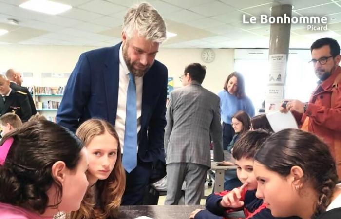 l’émouvant hommage du collège à Samuel Paty et Dominique Bernard