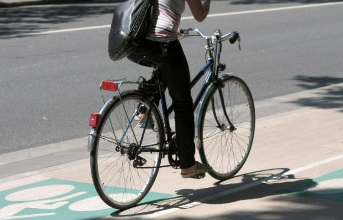 un cycliste tué après une dispute avec un automobiliste, enquête pour meurtre