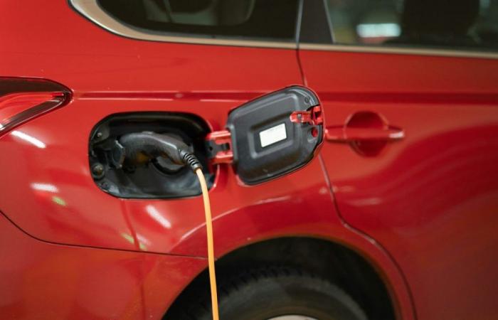 Les voitures électriques seront bientôt moins chères, le prix des batteries va baisser