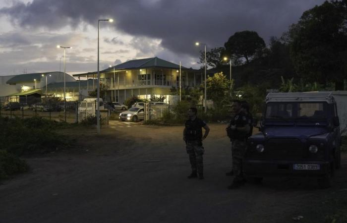 La mutinerie de la prison de Mayotte devient une affaire politique à La Réunion