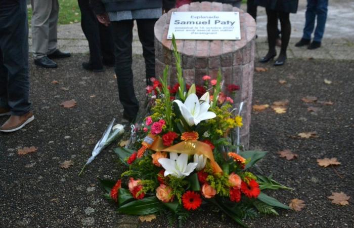 Hommage à Samuel Paty et Dominique Bernard