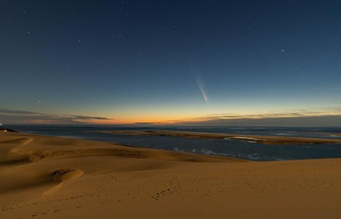 EN IMAGES. Depuis la dune du Pilat, ses photos de la « comète du siècle » sont splendides