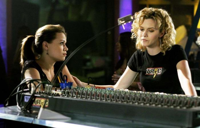 Bethany Joy Lenz aborde la rupture avec sa co-vedette de “One Tree Hill”, Hilarie Burton