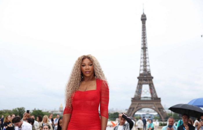 Serena Williams subit une intervention chirurgicale d’urgence après la découverte d’un kyste « de la taille d’un pamplemousse » sur le cou, vidéo choquante