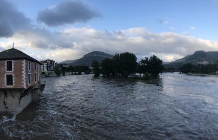 le Tarn en crue, fortes pluies attendues dans les prochaines heures l’Aveyron placé en alerte orange crue