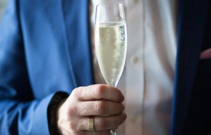 Faites plaisir à vos invités avec cette bouteille de champagne brut à petit prix dès maintenant