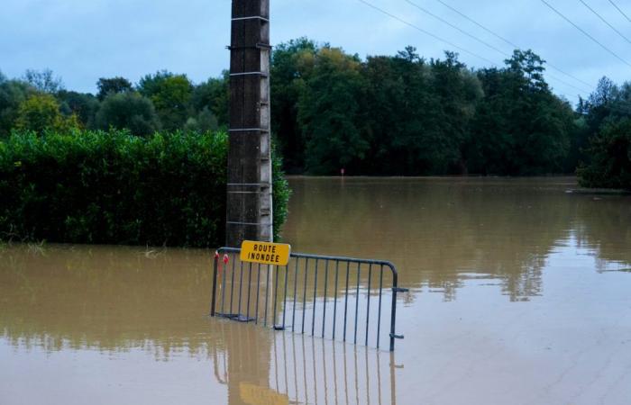 Météo France place désormais 6 départements en alerte rouge crues et crues