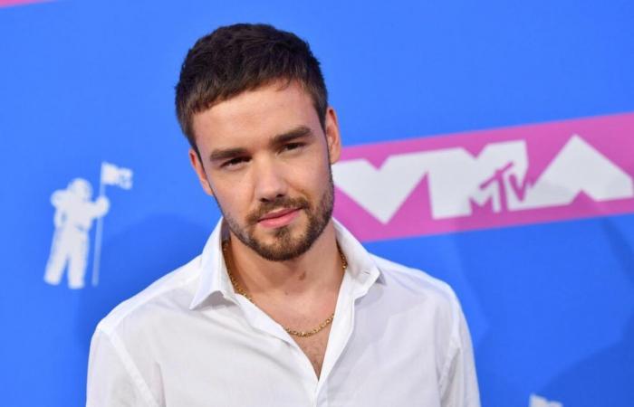 Les hommages des célébrités continuent d’affluer après la mort du chanteur des One Direction