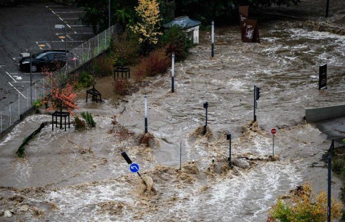 « La première fois que je vois ça… » Pourquoi y a-t-il eu autant de dégâts en Ardèche ?