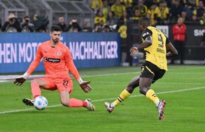 Dortmund s’impose contre Sankt Pauli (2-1) avant le choc contre le Real