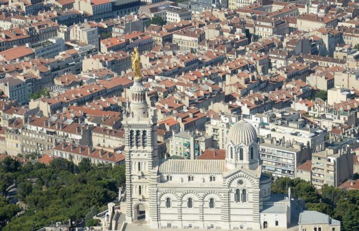 une pétition réclame l’ouverture d’une “salle de shoot” à la basilique Notre-Dame-de-la-Garde à Marseille