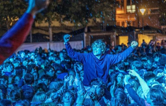 c’est la Journée du Mouvement de Jeunesse en Flandre (Bruxelles)