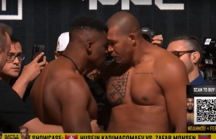 Francis Ngannou est éclipsé par un géant de 6 pieds 8 pouces alors qu’ils se heurtent après avoir pesé un poids combiné monstrueux de 500 livres pour le combat pour le titre des poids lourds de la PFL