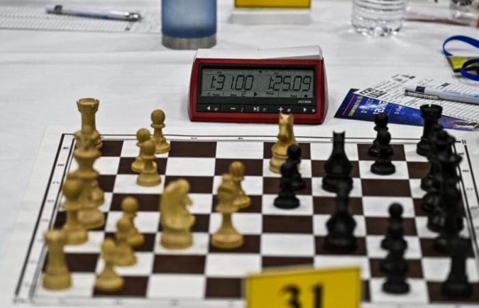 accident au milieu d’un tournoi d’échecs, excluant un grand maître