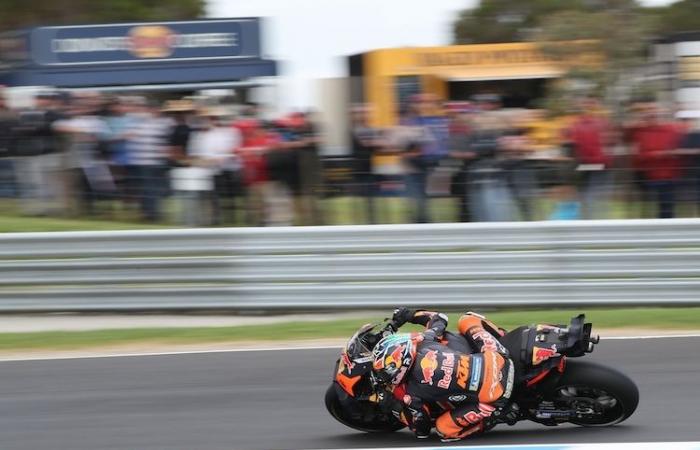 Brad Binder (KTM/7) est le seul pilote RC16 présent en Q2