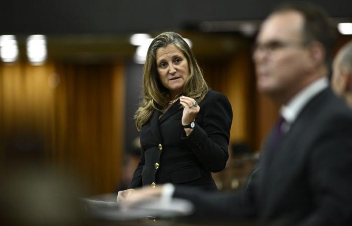 Parti Libéral | Freeland convaincue que Trudeau a le soutien de la « grande majorité » de ses députés